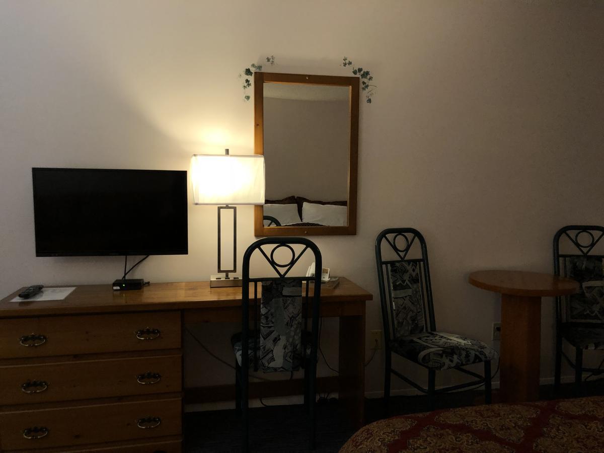Chase Country Inn Luaran gambar